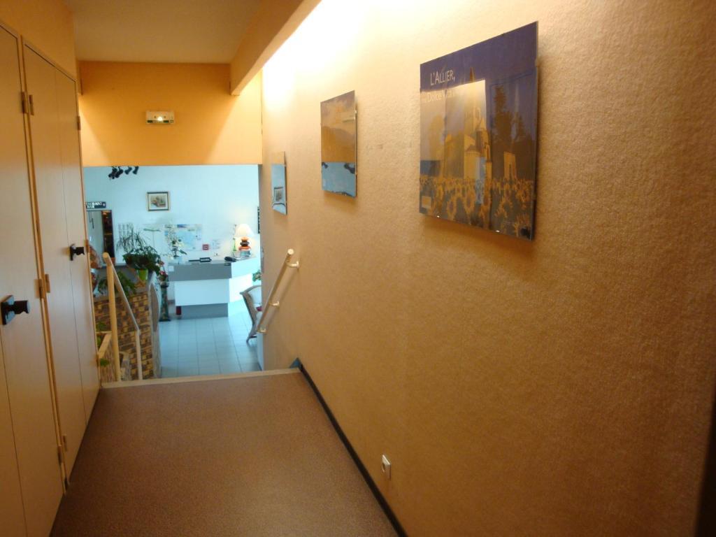 Hotel Du Commerce Tronget Δωμάτιο φωτογραφία