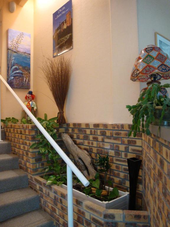 Hotel Du Commerce Tronget Εξωτερικό φωτογραφία