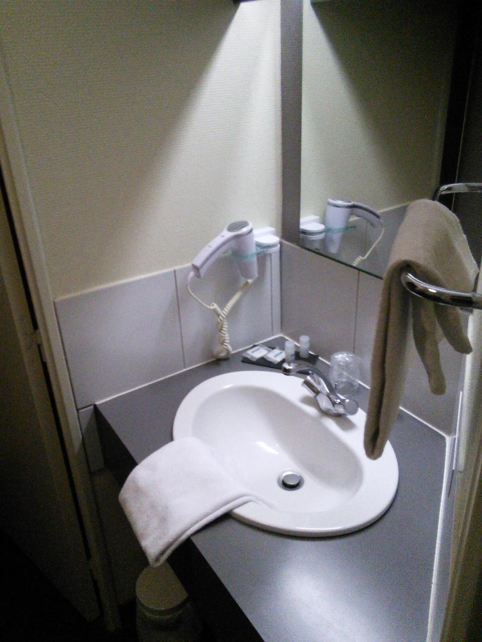 Hotel Du Commerce Tronget Εξωτερικό φωτογραφία